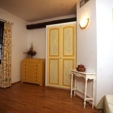 Agriturismo La Vecchia Dolceacqua Villa Eksteriør bilde